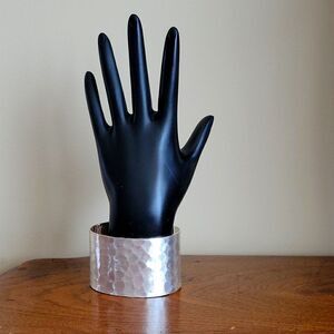 Silver  Hammered Cuff Fashion Jewelry